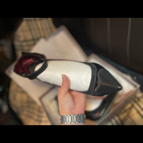 New Kurt Geiger Heels - Picture 8 of 11